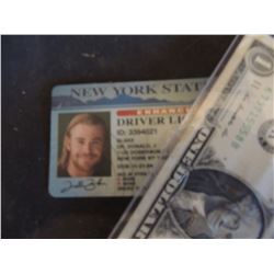 THOR LIAM HEMSWORTH DRIVERS LICENSE