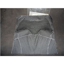 BATMAN VS SUPERMAN DAWN OF JUSTICE DESERT SUIT CHEST BAT GLYPH WITH MATERIAL BEN AFFLECK 5