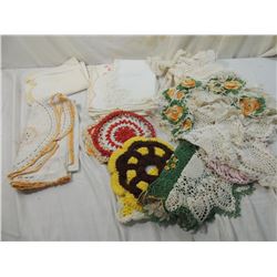 BOX LOT ASSORTED VINTAGE DOLIES, LINENS, FANCY WOR