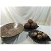 Image 2 : LARGE DECORATIVE BOWL & DECORATIVE BALLS