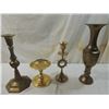Image 1 : LOT 4 VINTAGE BRASS CANDLESTICK HOLDERS