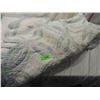 Image 1 : VINTAGE COUNTRY QUILT