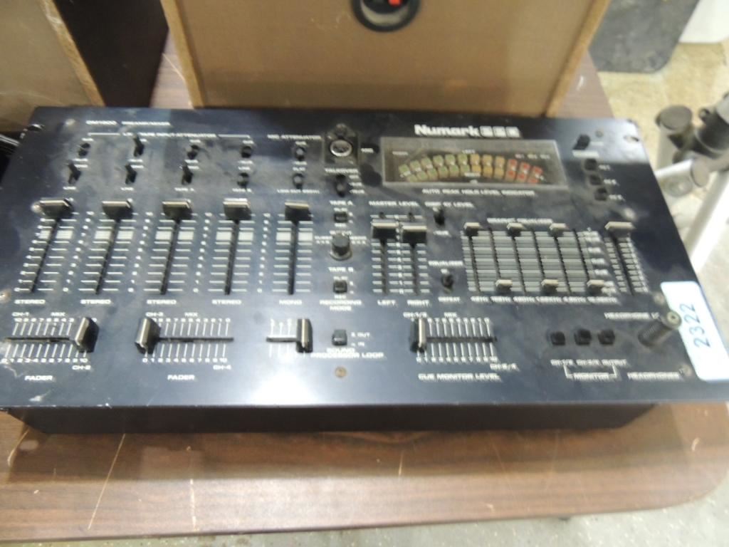 NUMARK PPD DM1900 PREAMP/MIXER