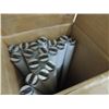Image 1 : BOX LOT FLUORESCENT TUBE LIGHT BULBS