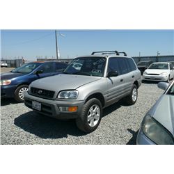 99 Toyota RAV4 4 Dr STD SUV - T - DRIVE