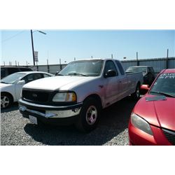 98 Ford F-150 3 Dr  Extended Cab LB - T - DRIVE