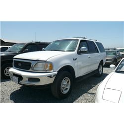98 Ford Expedition 4 Dr  4WD SUV - T - DRIVE