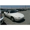 Image 3 : 97 Mazda MX-5 Miata 2 Dr STD Convertible - ST - DRIVE