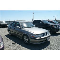 02 Saab 9-3 4dr Hatchback - T - DRIVE