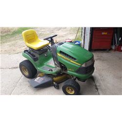 2008 John Deere LA 125 Lawn Mower