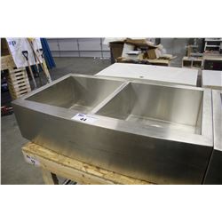 STAINLESS STEEL 2 BAY KITCHEN SINK