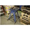 Image 1 : BLUE MOBILE ROUTER TABLE