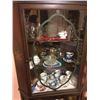 Image 4 : Corner Curio and Contents