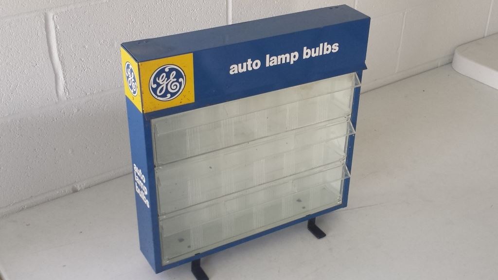 GE Auto Lamp Bulbs Display Cabinet