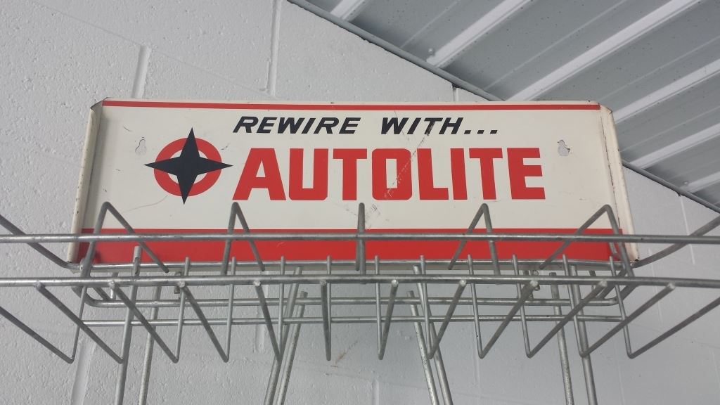 Autolite Wire Display Rack 64x18