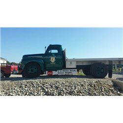 1951 Ford F5