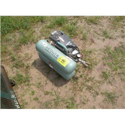 Portable air compressor