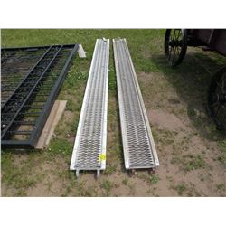 Pair of aluminum ramps