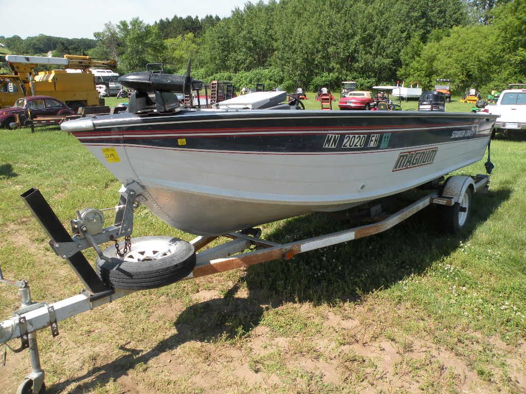 1989 Smokercraft Magnum w/trailer SNSMK49061F889