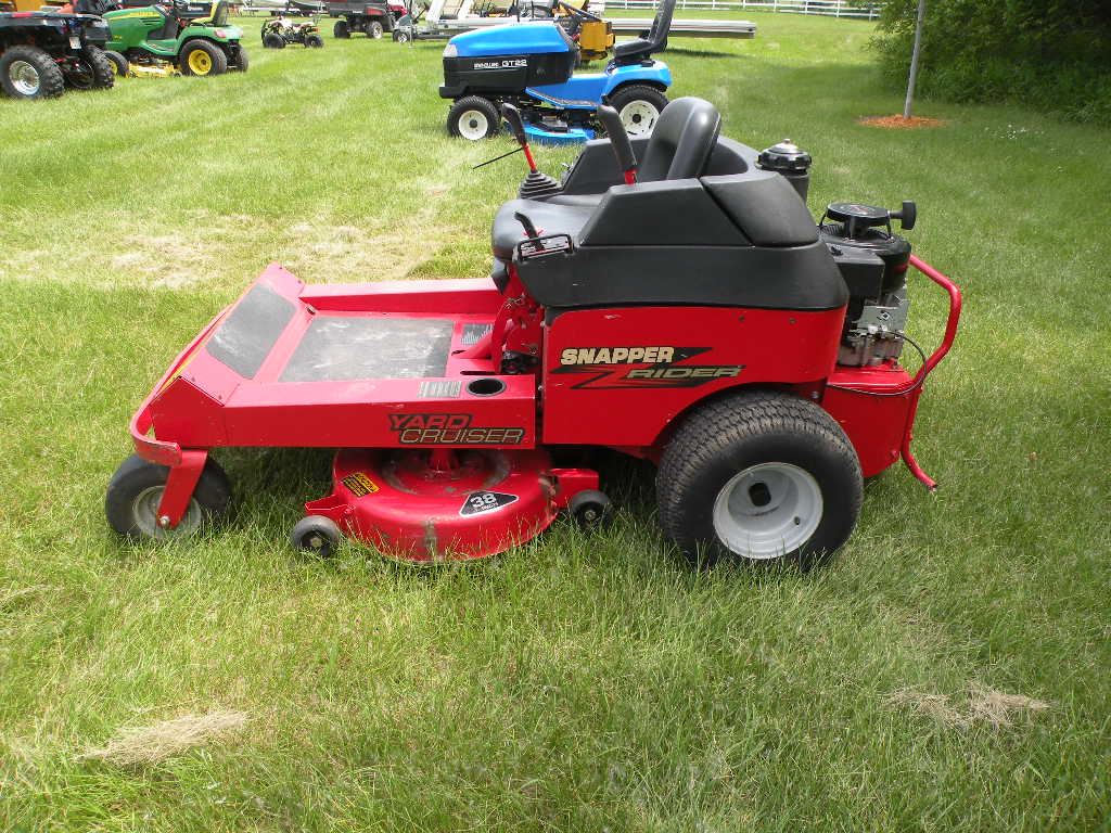 Snapper Z-rider yard cruiser SN#-75795738