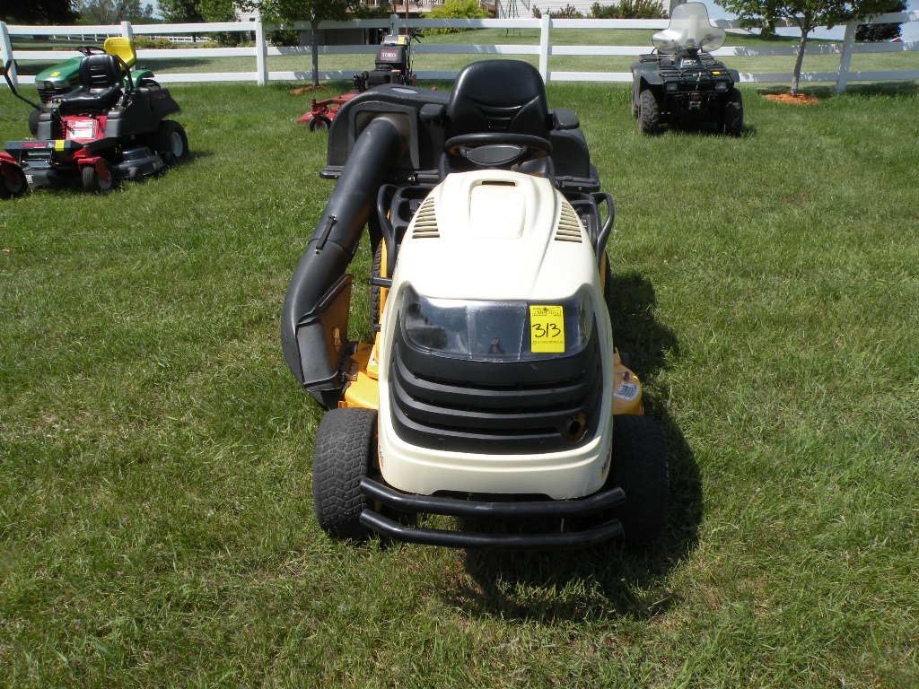 Cub Cadet GT 2544 w/bagger SN1A098G30106