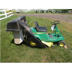 John Deere S92 w/bagger