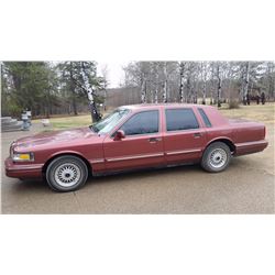 1995 Lincoln Town Car VIN 1LNCM82WXSY699526