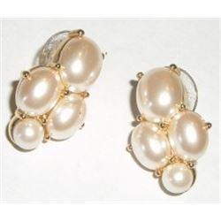 Vintage pearl earrings