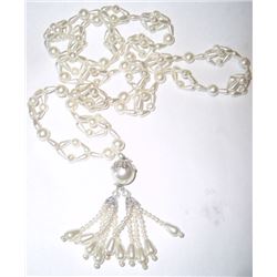 Long beaded pearl beaded necklace