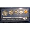 Image 2 : 212. 1967 U.S. Special Mint Set with superb condition 40% Silver Kennedy Half Dollar.