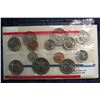 Image 2 : 262. 1981 U.S. Mint Set. Original as issued. Complete with Susan B. Anthony Dollars.