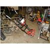 Image 1 : YARD MACHINE TILLER - GAS - 31CC