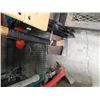 Image 1 : D-HANDLE FLAT NOSE SHOVEL