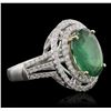 Image 2 : 14KT White and Yellow Gold 4.44ct Emerald and Diamond Ring