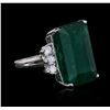 Image 2 : 14KT White Gold 17.13ct Emerald and Diamond Ring