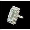 Image 2 : 14KT White Gold 16.49ct Aquamarine and Diamond Ring