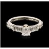 Image 1 : 18KT White Gold 1.24ctw Diamond Ring