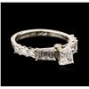 Image 2 : 18KT White Gold 1.24ctw Diamond Ring