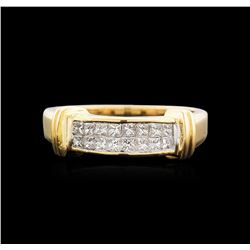 14KT Yellow Gold 0.30ctw Diamond Ring