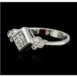 18KT White Gold 0.40ctw Diamond Ring