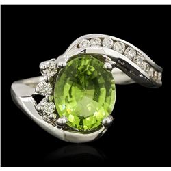 14KT White Gold 2.17ct Peridot and Diamond Ring