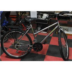18 SPEED SHIMANO CYCLONE BIKE