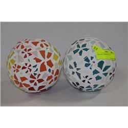 2 MOSIAC GARDEN BALLS