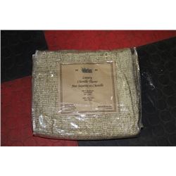 LUXURY CHENILLE THROW BLANKET