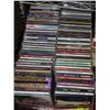 Image 1 : BOX OF COUNTRY MUSIC CD'S