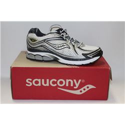 SAUCONY SIZE 8.5 MENS RUNNERS