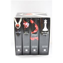TWILIGHT THE SERIES HARDCOVER BOOK BOX SET