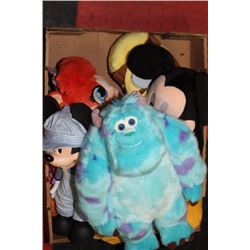 BOX OF ASSORTED STUFFED FIGURES