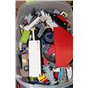 Image 1 : PLASTIC CONTAINER FULL OF LEGO
