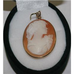 #45 10K GOLD GRACE CAMEO PENDANT